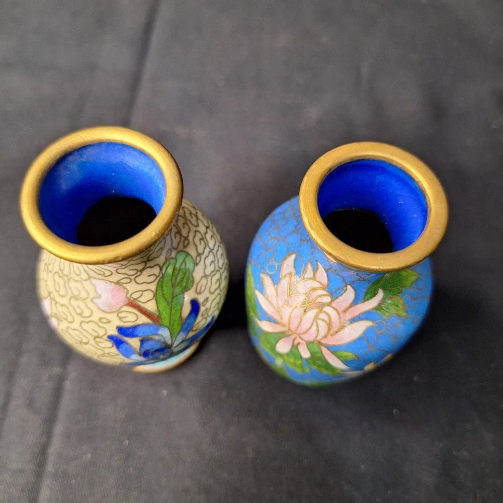 Vintage Pair of‎ Chinese Cloisonne Enamel Miniature Floral Vases Blue & Cream